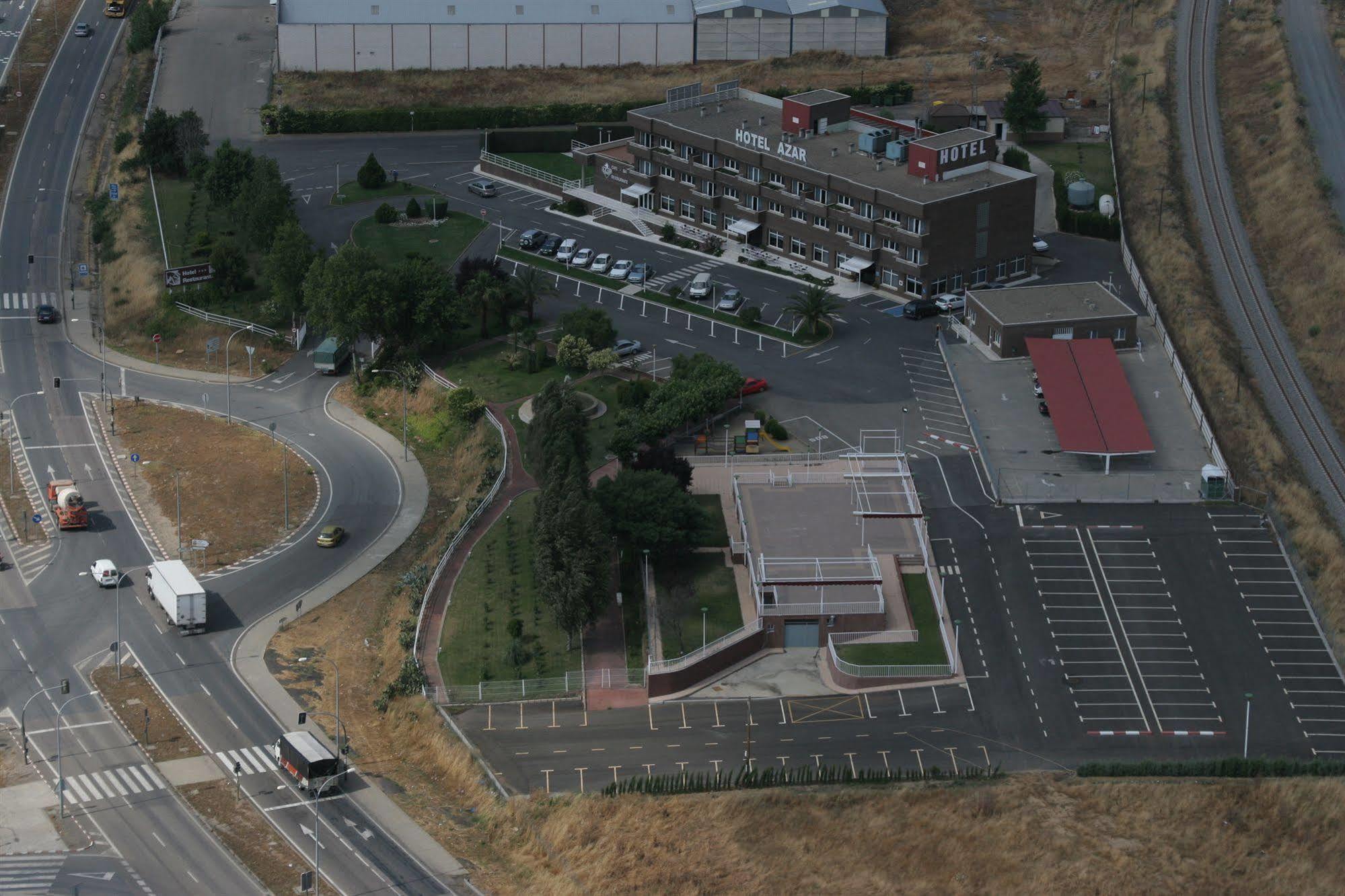Hotel Azar Plasencia Exterior foto